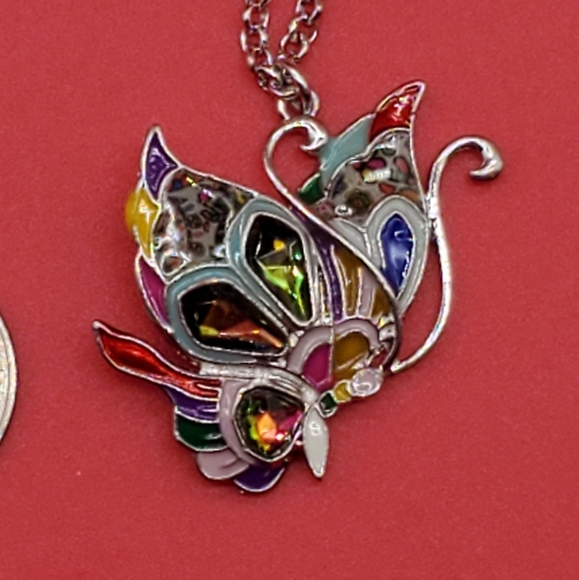 🦋Fairy Butterfly Enamel Necklace - Picture 4 of 6